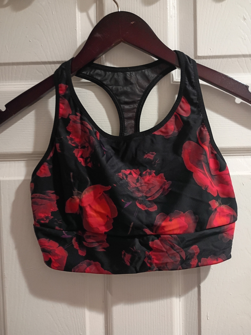 VS Sports Bra Black & Red Floral Sports Bra